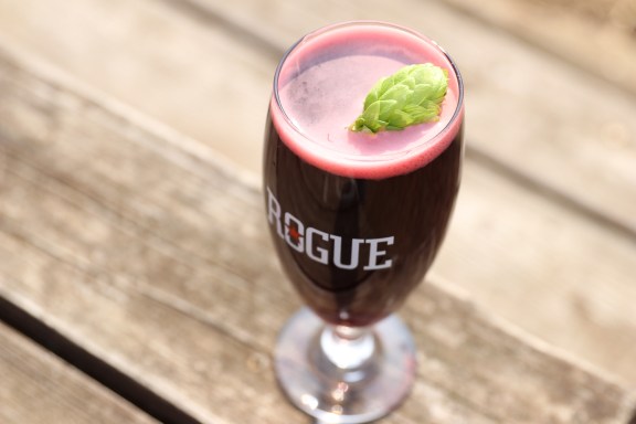 Counter_Currant_Glass_at_Farm-2